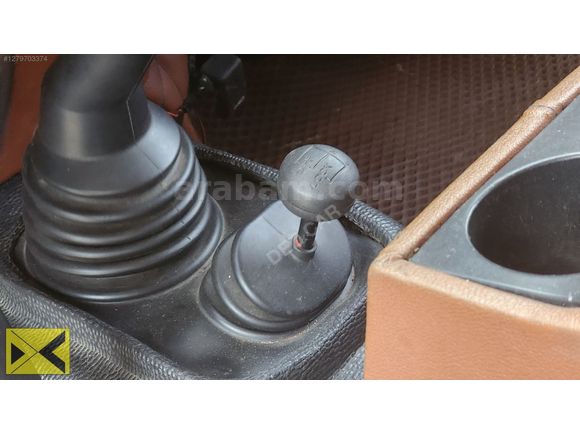 DEZCAR'dan 1998 model emsalsiz DEFENDER