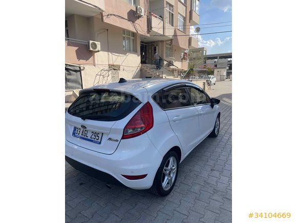 Sahibinden Ford Fiesta 1.4 TDCi Trend 2012 Model 
