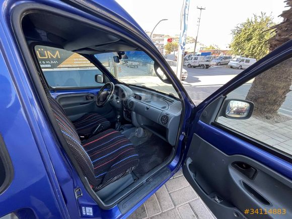 Galeriden Renault Kangoo 1.4 Pampa 2001 Model İzmir