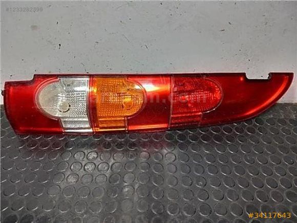 Kango 2 Sağ Arka Stop Lambası (Bagaj Çift Kapı) 8200150625