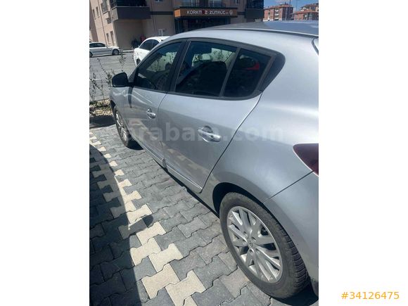 Sahibinden Renault Megane 1.6 Touch Plus 2015 Model 