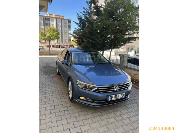 Sahibinden Volkswagen Passat 1.6 TDi BlueMotion Highline 2016 Model  235.000 km Mavi (metalik)