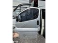 Renault trafik sol ön kapı