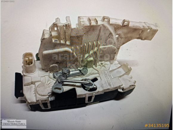 MERCEDES SPRİNTER KAPI KİLİDİ 9067304335. ÖN SAĞ 2006 2017