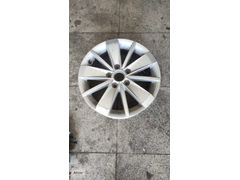 Orijinal çıkma Volkswagen Jetta 2015 - 2016 16 inç jant