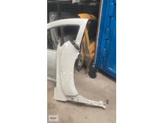 DACİA DUSTER ORİJİNAL ÇIKMA SAĞ ÖN ÇAMURLUK AKSOYLAR OTO'DA