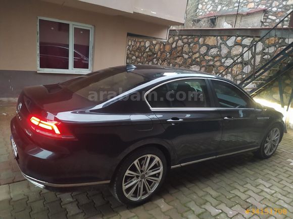 Sahibinden Volkswagen Passat 1.6 TDi BlueMotion Trendline 2015 Model  221000 km Siyah