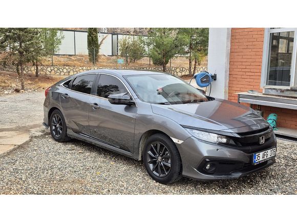 Sahibinden Makyajlı kasa Honda Civic ECO Elegance