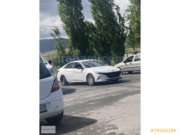 USTA RENT A CAR DAN KİRALIK ELENTRA