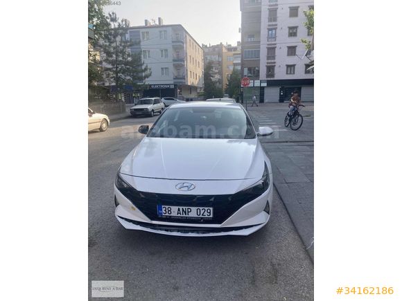 USTA RENT A CAR DAN KİRALIK ELENTRA
