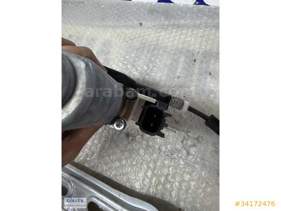 ET76 A23200 CC Ford Courier Sağ Ön Kapı Cam Motoru/Krikosu ORJ