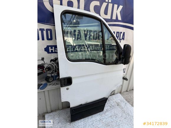 Renault Master 1 Sağ Ön Kapı ORJİNAL