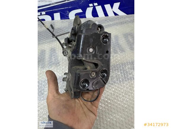 Mercedes Vito 111 Sağ Ön Kapı Kilidi ORJİNAL