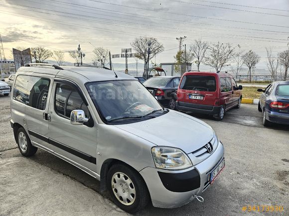 PEUGEOT PARTNER KLİMALI-ÇİFT SÜRGÜ-TEK KAPAK