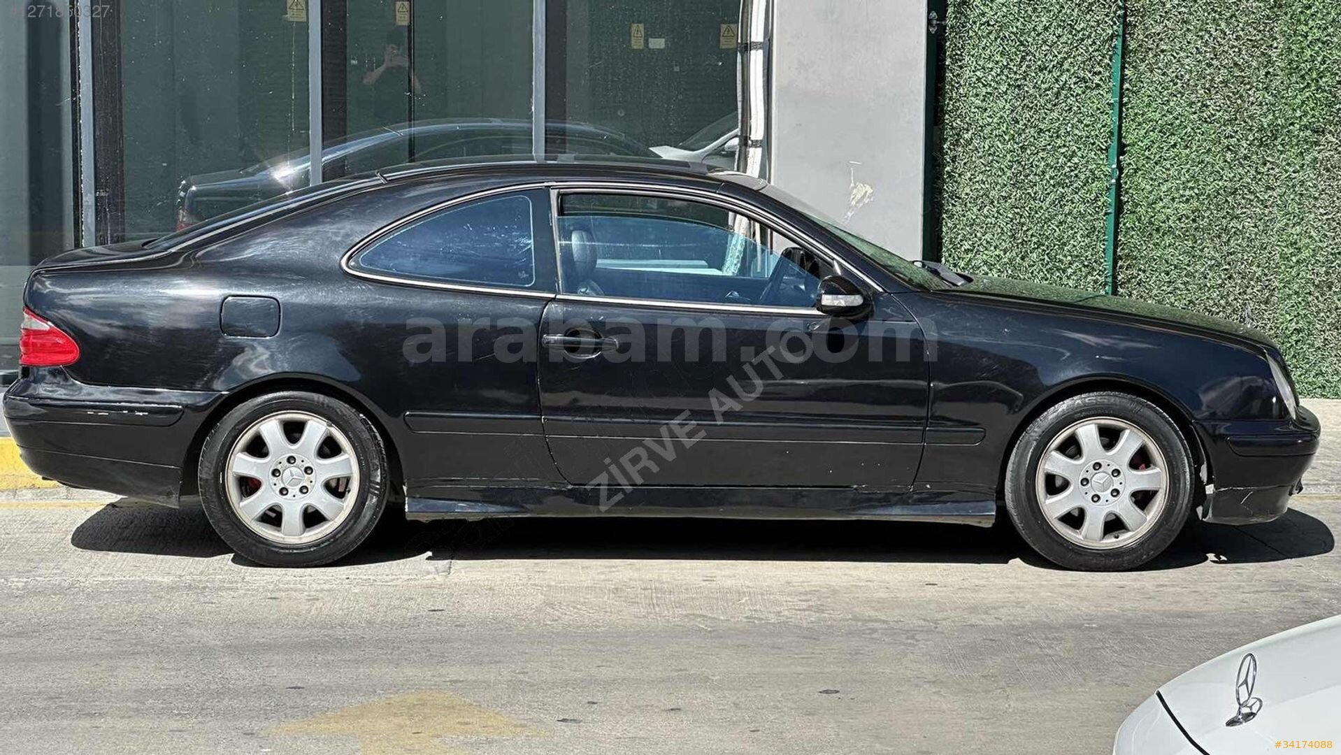 Galeriden Mercedes - Benz CLK 200 Avantgarde 2000 Model İstanbul 351.000 km Siyah 4