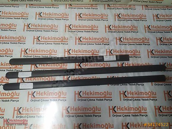 VOLKSWAGEN CADDY KAPI KUŞAKLARI 2K0853515E