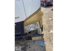 Mıtsubishi Canter fuso sol far
