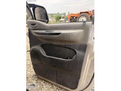 Hyundai starex sağ ön kapı döşemesi