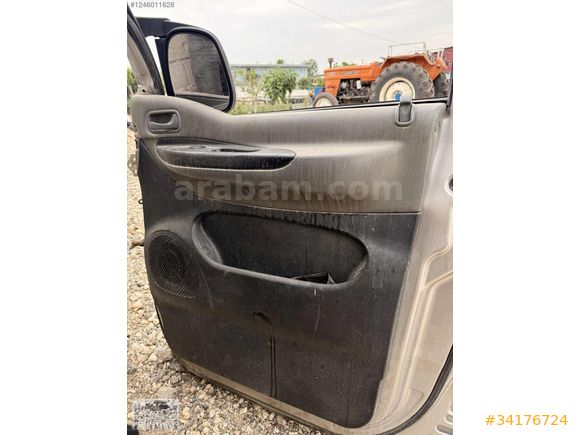 Hyundai starex sağ ön kapı döşemesi