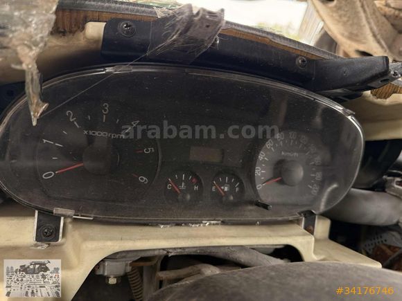 Hyundai starex km saati gösterge paneli