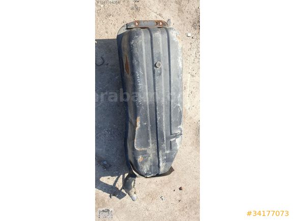 Mitsubishi Panelvan yakıt deposu