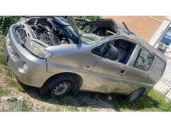 Hyundai Starex sol ön çamurluk
