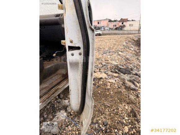 nissan vanette sağ sol kapı