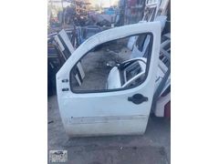 FİAT Doblo sol ön kapı