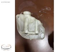 MERCEDES W639 CAM SU BİDONU