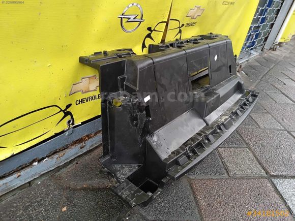 OPEL COMBO E PANEL ÜST BAKALİTİ ÇIKMA ORJİNAL YEDEK PARÇA