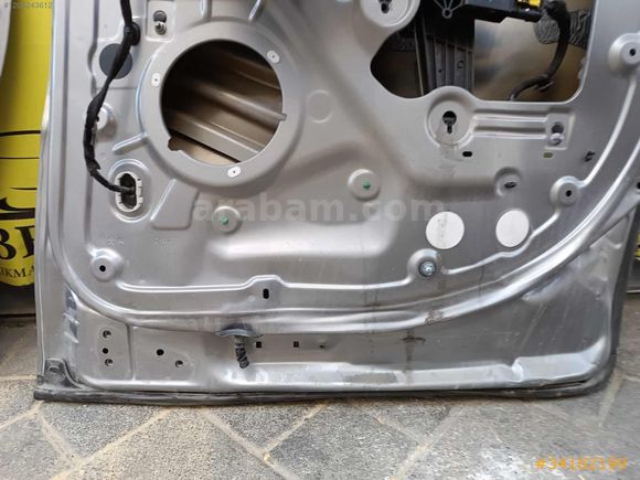 OPEL COMBO E SAĞ ARKA KAPI DOLU ÇIKMA ORJİNAL YEDEK PARÇA