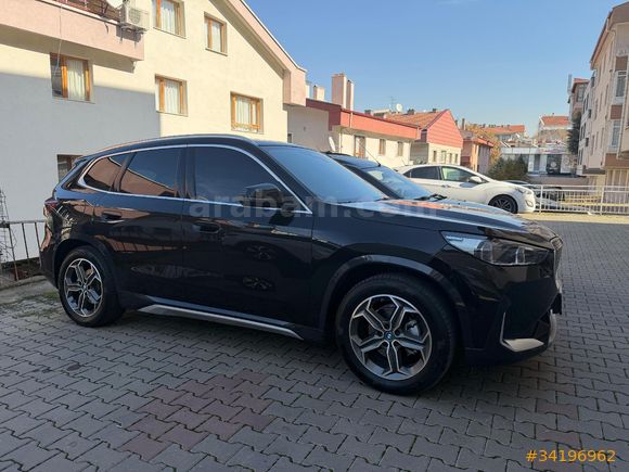 Sahibinden Full deri döşeme BMW iX1 X Line 2024 Model 24000KM