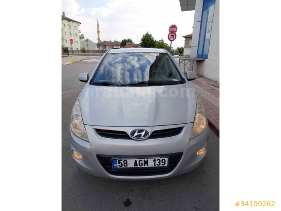 Sahibinden Hyundai i20 1.4 CVVT Team 2012 Model 