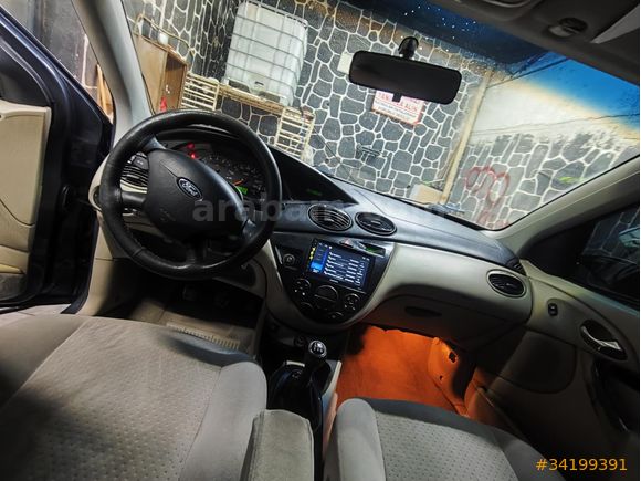 Sahibinden Ford Focus 1.6 Ghia 2004 Model