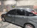 Sahibinden Ford Focus 1.6 Ghia 2004 Model