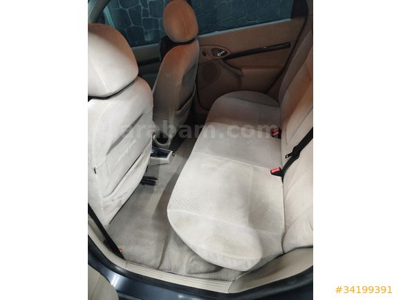 Sahibinden Ford Focus 1.6 Ghia 2004 Model