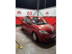 Citroen C3 1.4 SX yarı otomatik 2005 Model herhangi bir sorun yoktur motor mekanik olarak sorunsuz

