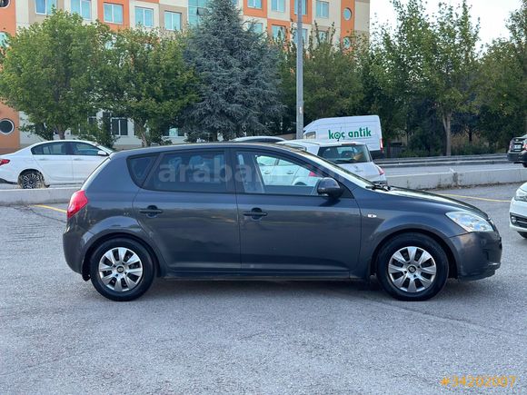 Sahibinden Kia Ceed 1.6 CRDi Cool 2009 Model 