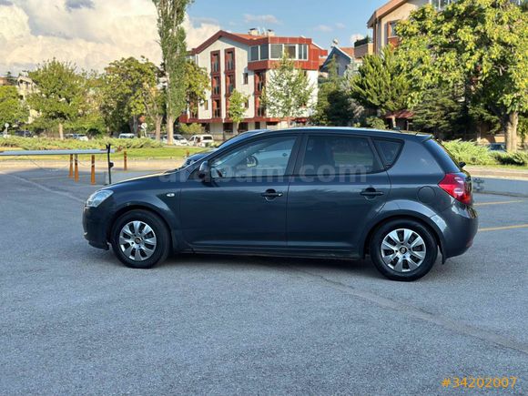 Sahibinden Kia Ceed 1.6 CRDi Cool 2009 Model 