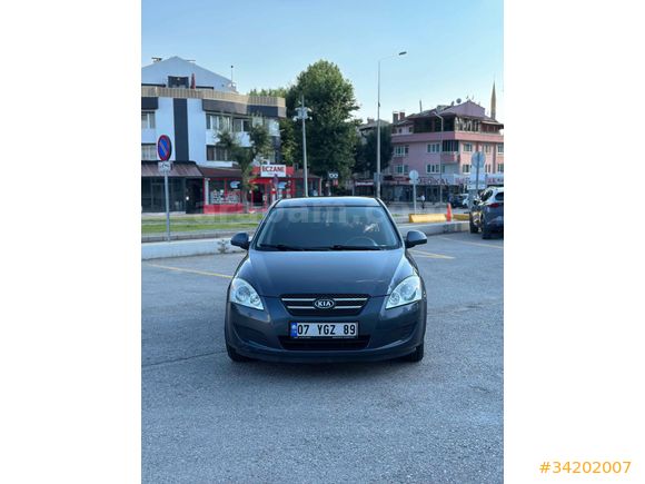Sahibinden Kia Ceed 1.6 CRDi Cool 2009 Model 