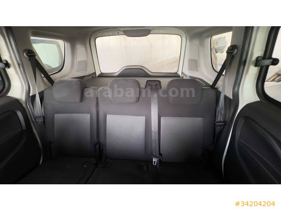 Galeriden Fiat Doblo Combi 1.3 Multijet Plus 2015 Model İzmir