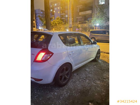 Sahibinden Kia Ceed 1.6 CRDi Cool 2010 Model 
