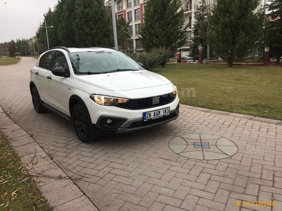 İlk Sahibinden Fiat Egea Cross 1.4 Fire Street 2022 Model 