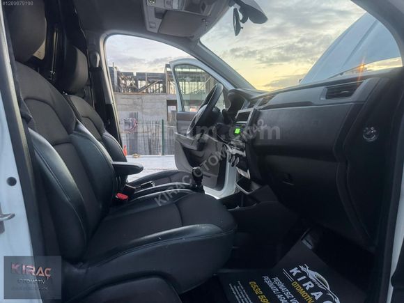 250 BİN PEŞİNAT 2022 MODEL RENAULT EXPRESS VAN JOY 1.5BLUEDCI 95