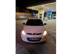 Sahibinden Hyundai i20 1.2 MPI Team 2011 Model