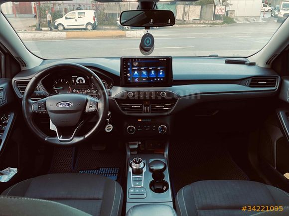 Emsallerinin en uygunu Ford Focus 1.5 TDCi ecoblu Trend X 2019 çıkışlı 2018 Model 
