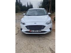 Emsallerinin en uygunu Ford Focus 1.5 TDCi ecoblu Trend X 2019 çıkışlı 2018 Model 