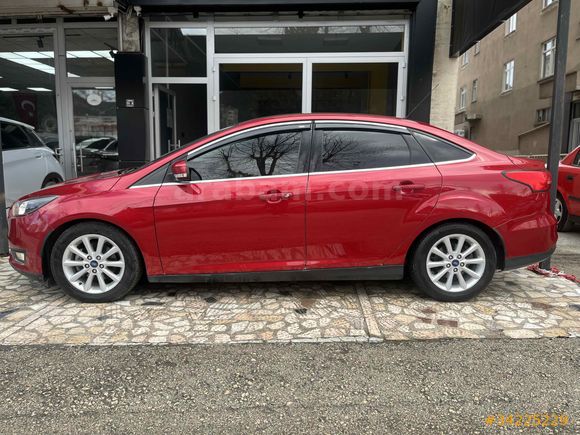 Sahibinden Ford Focus 1.6 Ti-VCT Titanium 2014 2015 trafiğe çıkışlı