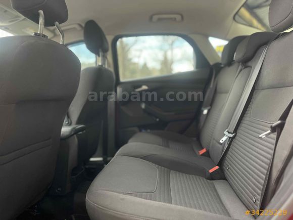 Sahibinden Ford Focus 1.6 Ti-VCT Titanium 2014 2015 trafiğe çıkışlı