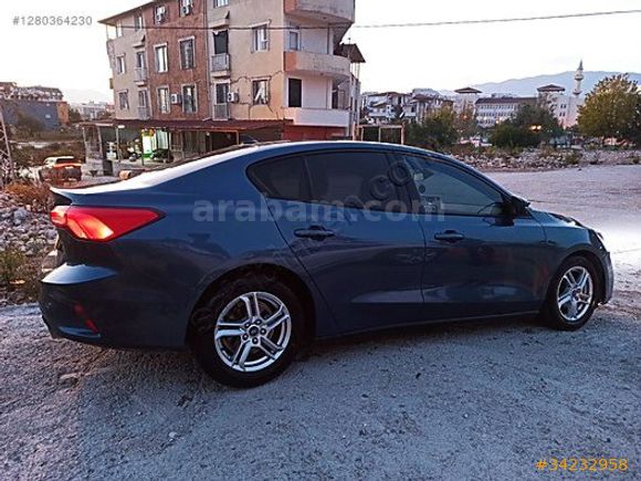 DÜŞÜK KİLOMETRELİ YENİ FOCUS